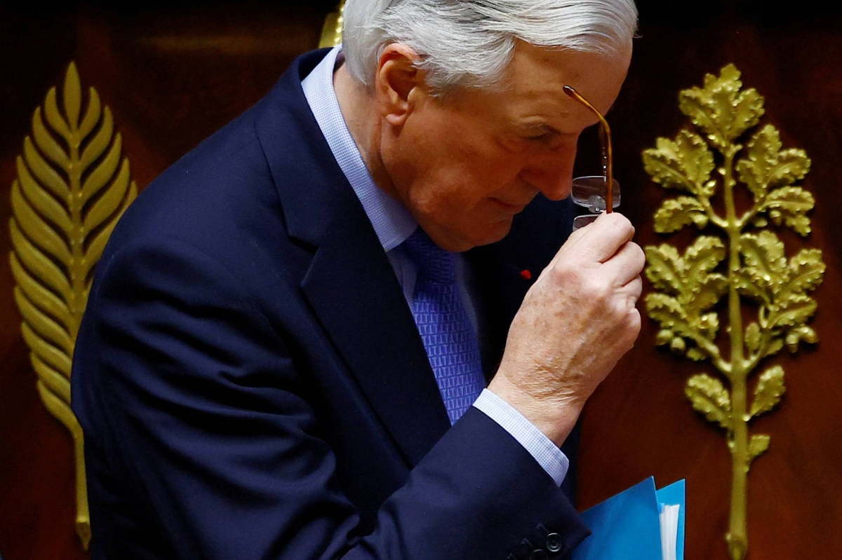 French government felled in no-confidence vote, deepening crisis