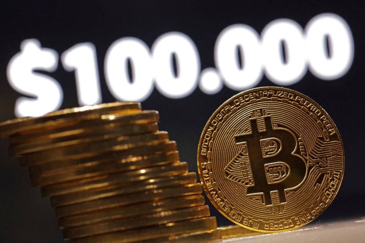 Bitcoin true believers bask in I-told-you-so glow at $100,000