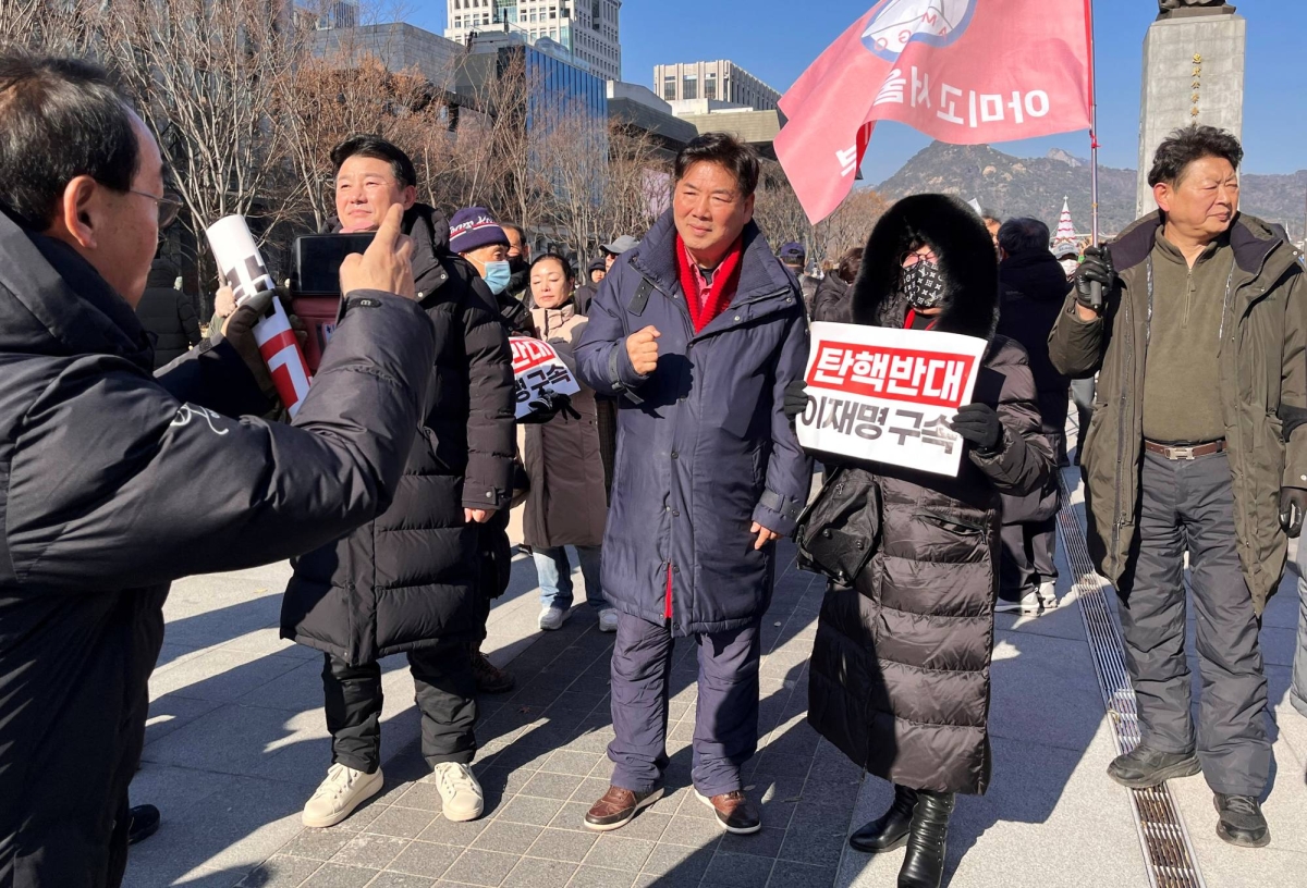 Inside South Korea’s right-wing YouTube world openly embraced by Yoon