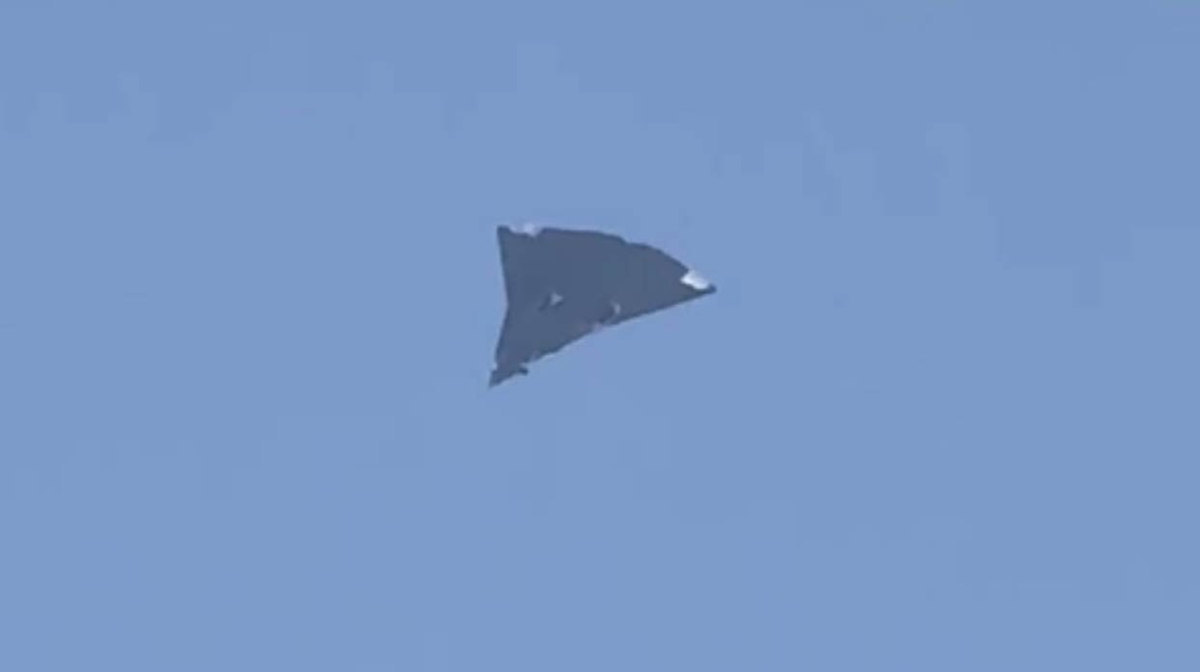 Images show new Chinese military aircraft designs, experts say