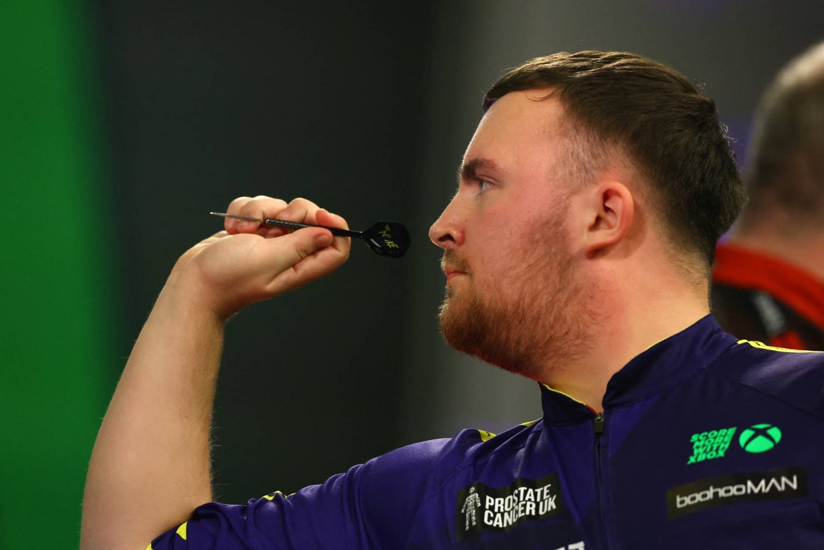 Luke Littler beats ‘The Bullet’ to reach World Darts Championship final
