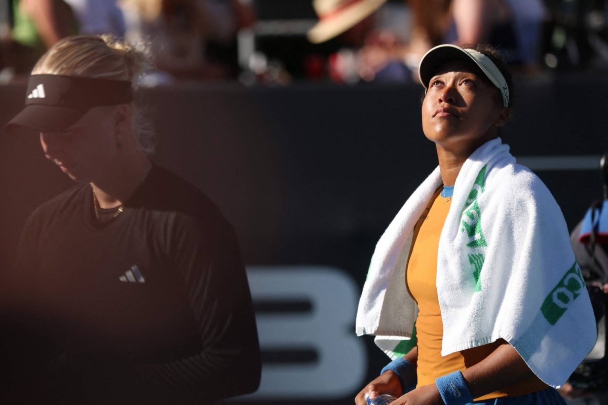 Naomi Osaka retires with abdominal injury in finals of Auckland Classic