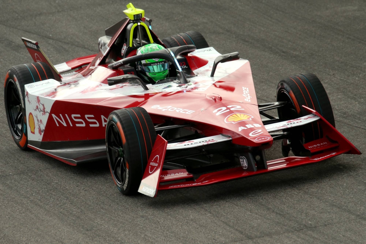 Oliver Rowland earns Formula E triumph for Nissan in Mexico City
