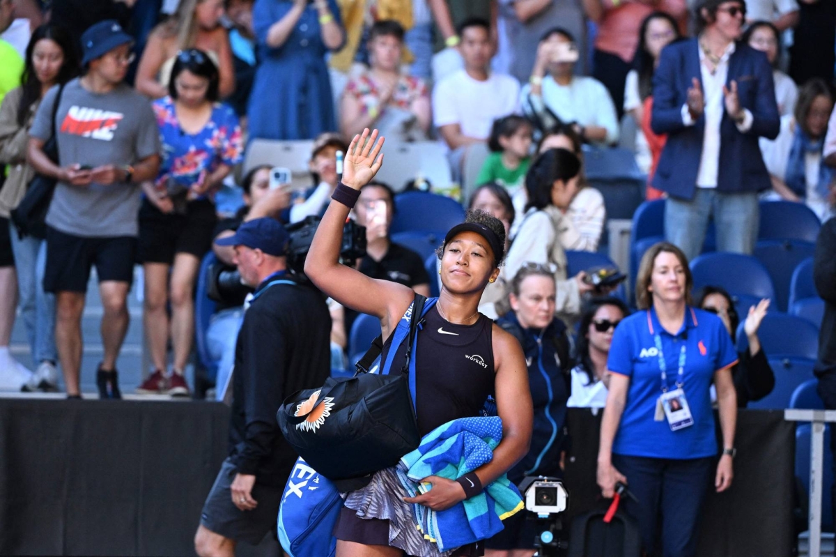 Naomi Osaka retires with injury during third round of Australian Open