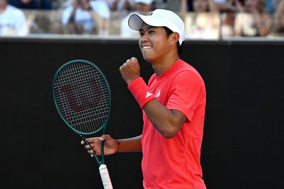 Tien becomes the youngest man into Australian Open last 16 since Nadal