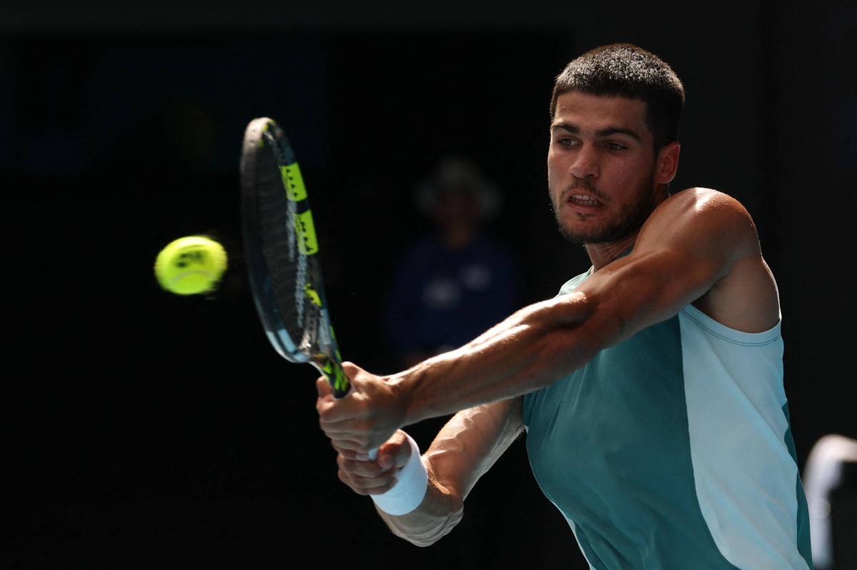 Alcaraz through to quarterfinals after Draper retires