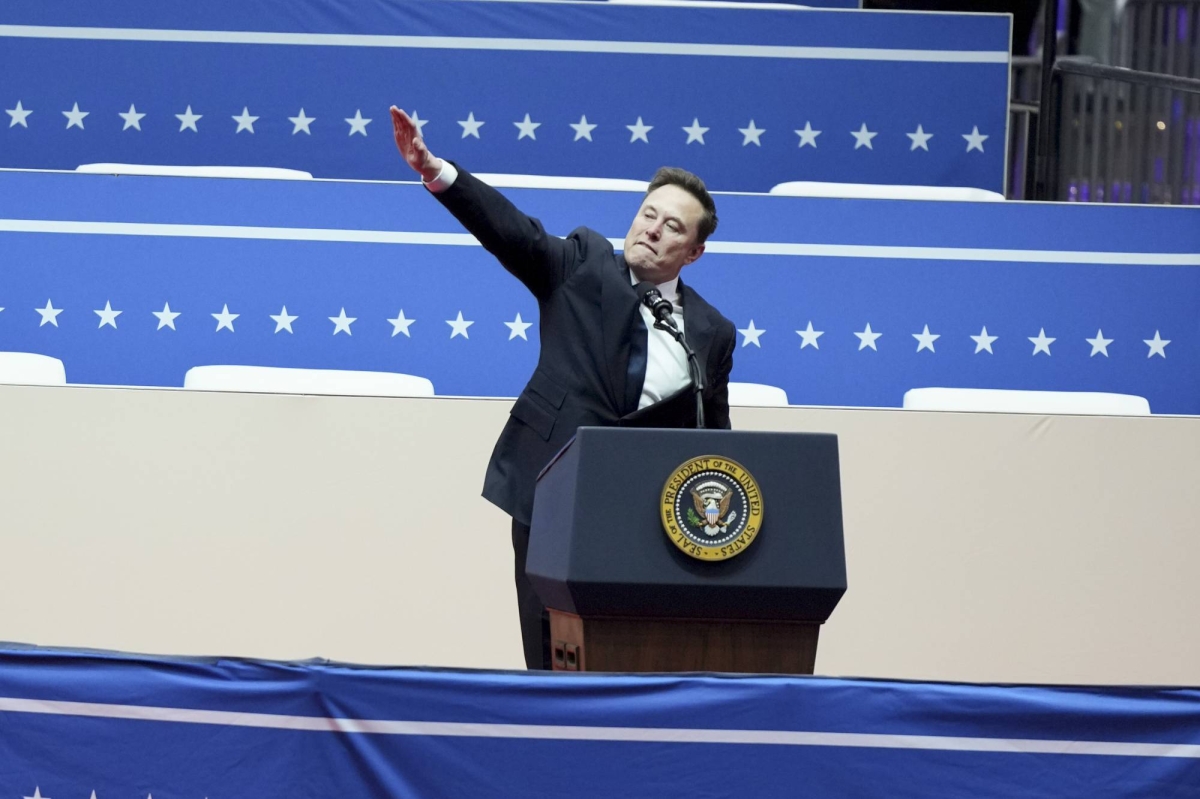 ‘Awkward gesture’? ‘Roman salute’? In Germany, its meaning is clear.