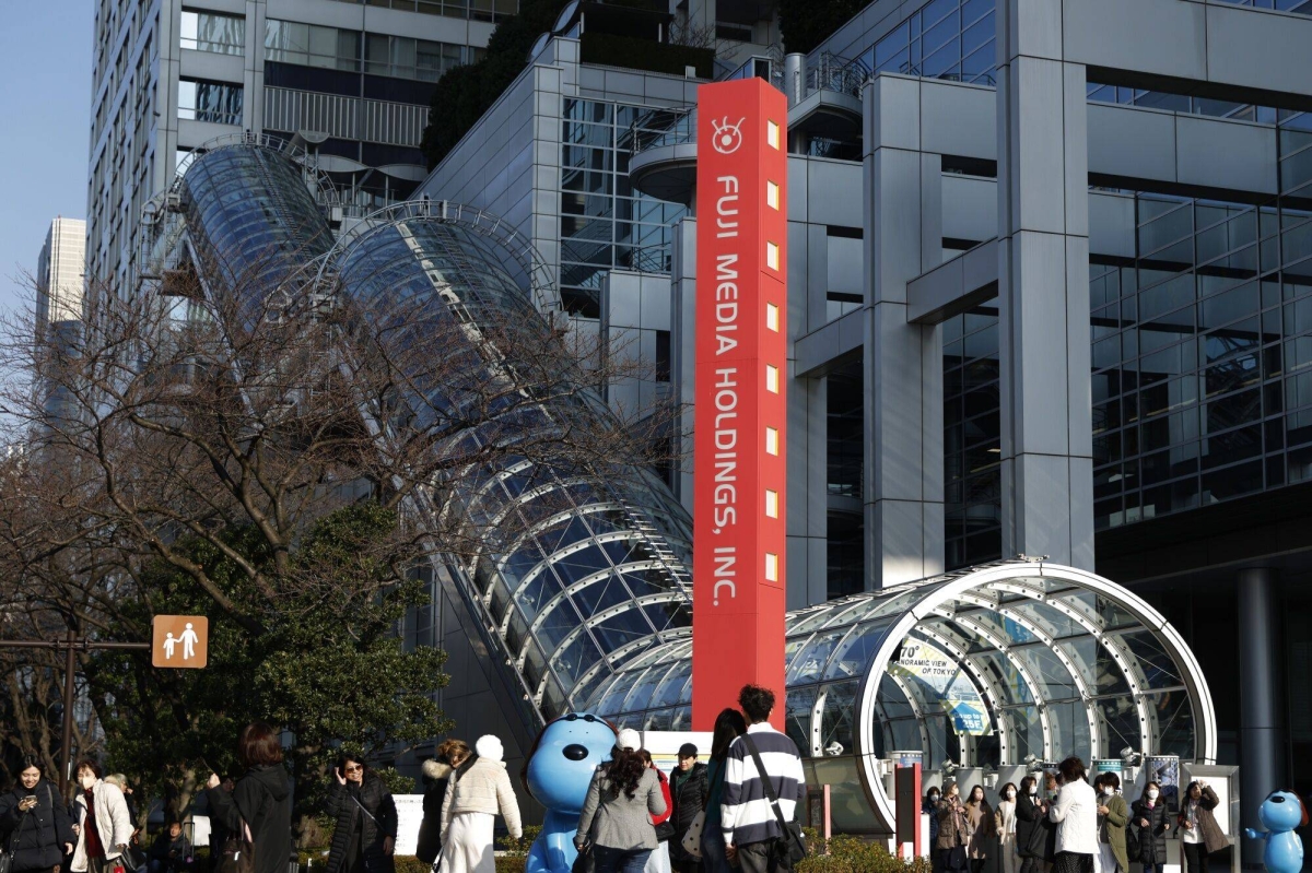 Fuji TV board to meet on Monday to discuss scandal