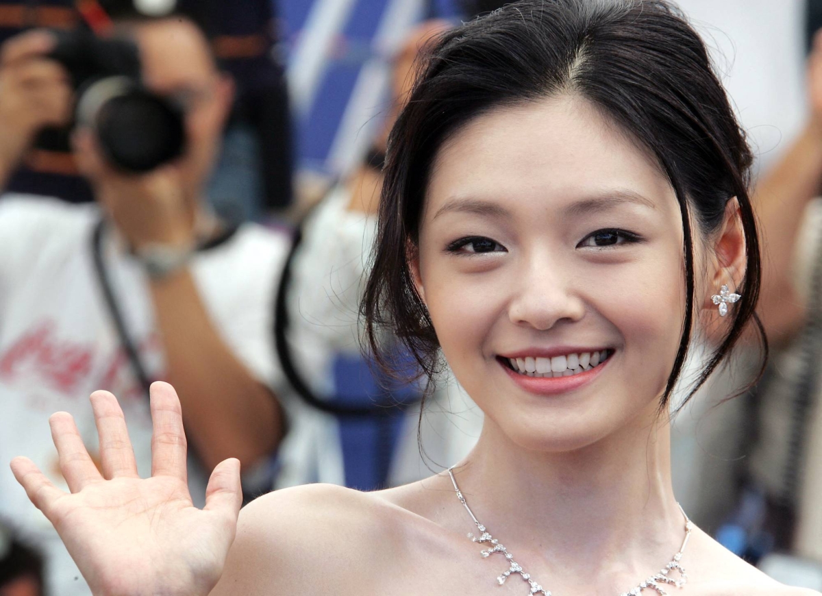 Taiwan’s ‘Meteor Garden’ star Barbie Hsu dies at 48
