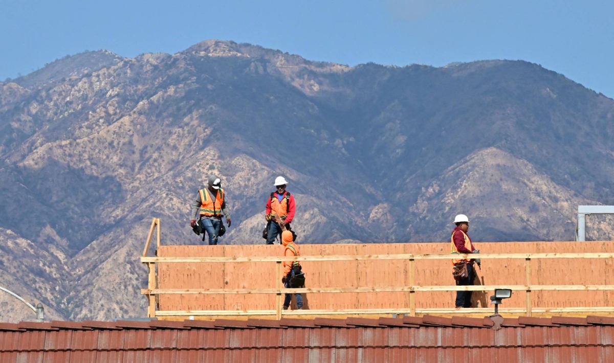 Trump deportations send construction workers ‘back to the shadows’