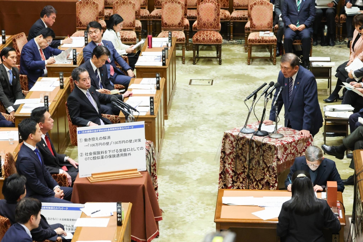 Party heads’ love of trains could keep budget talks from derailing