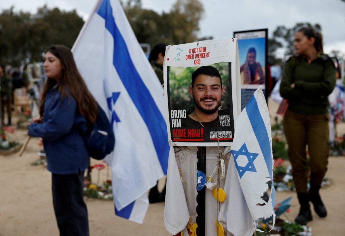 Israel prepares to receive six more Gaza hostages as Bibas body identified
