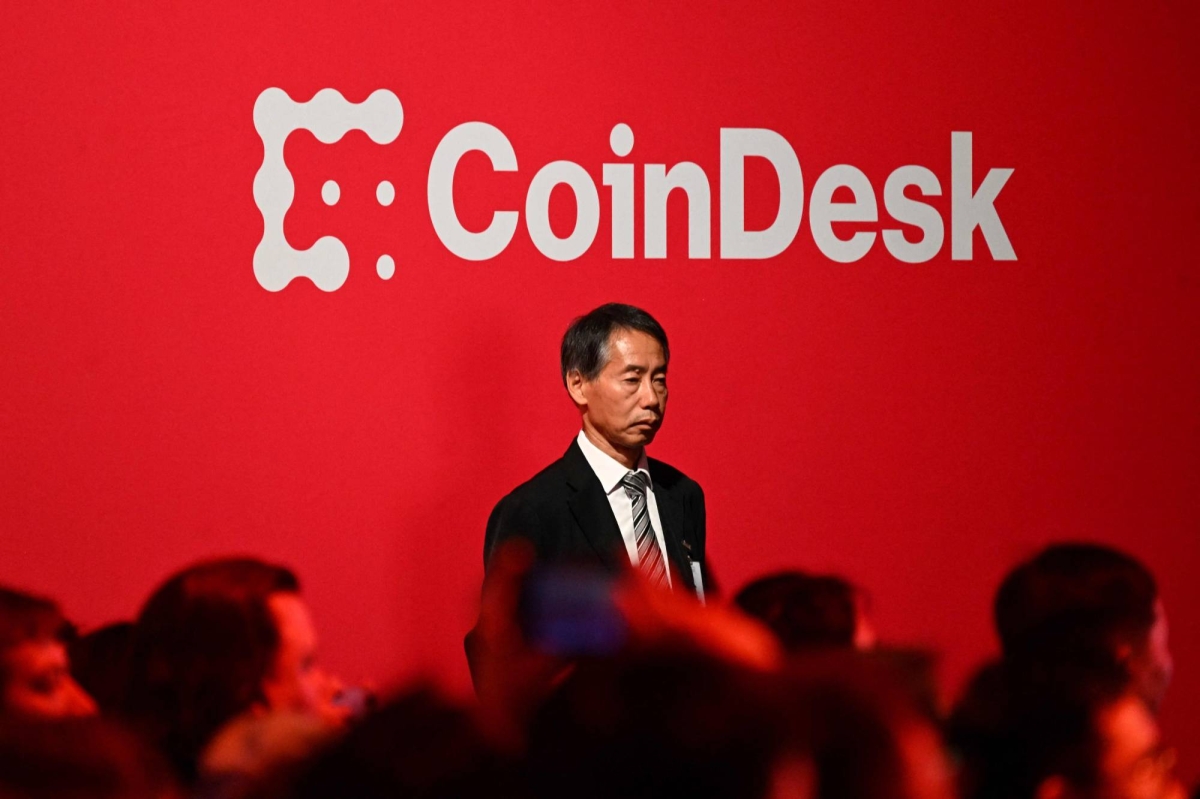 Hong Kong and Singapore lead Asia’s drive to cash in on crypto boom