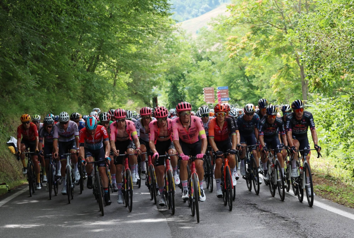 For Tour de France, foreign starts make financial sense