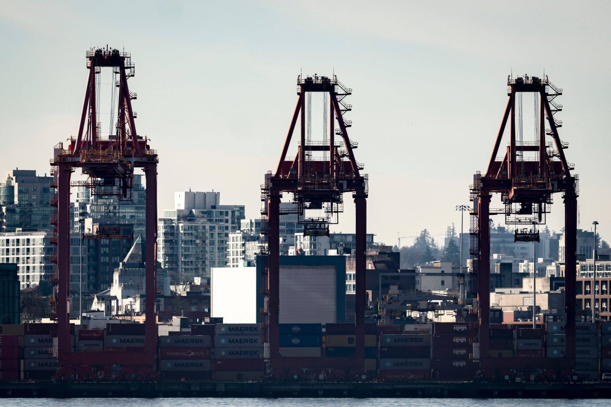 Trump heads toward tariff barrage on Canada, Mexico and China
